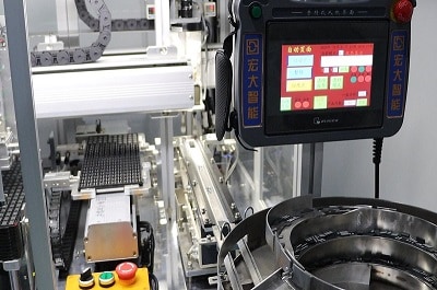 2. The chip automatically arranges the plate