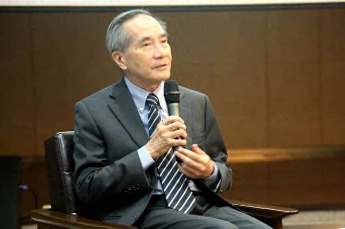 The Father of Immersion Lithography, Lin Benjian