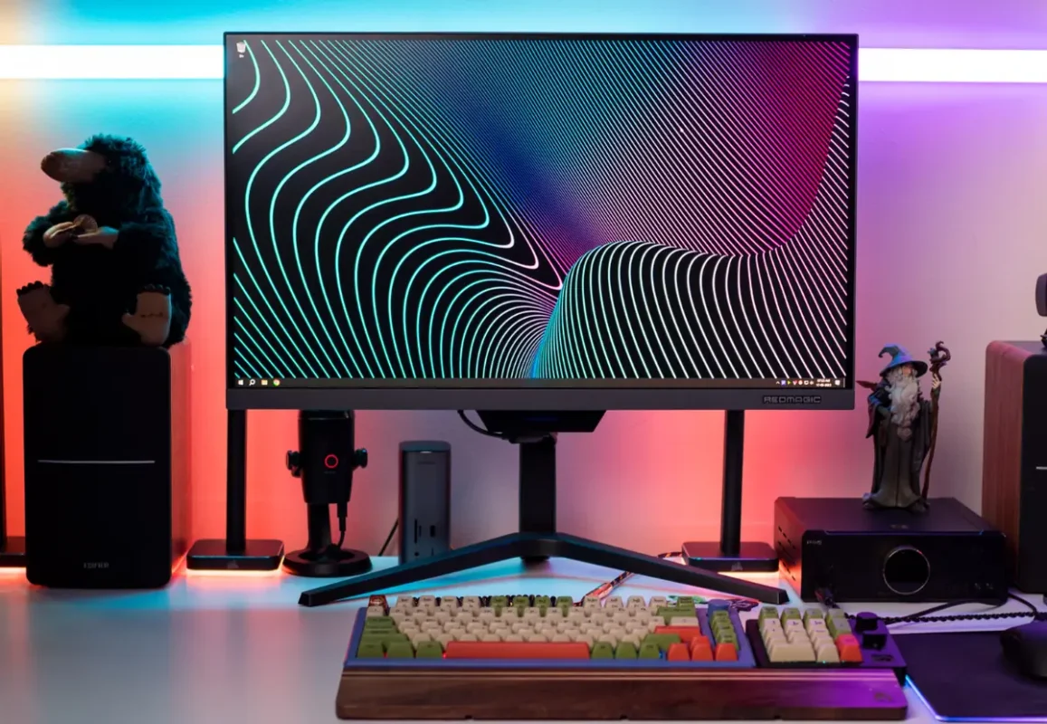 Color Accuracy and Contrast AMOLED, QD-OLED, OLED, Mini LED and QLED